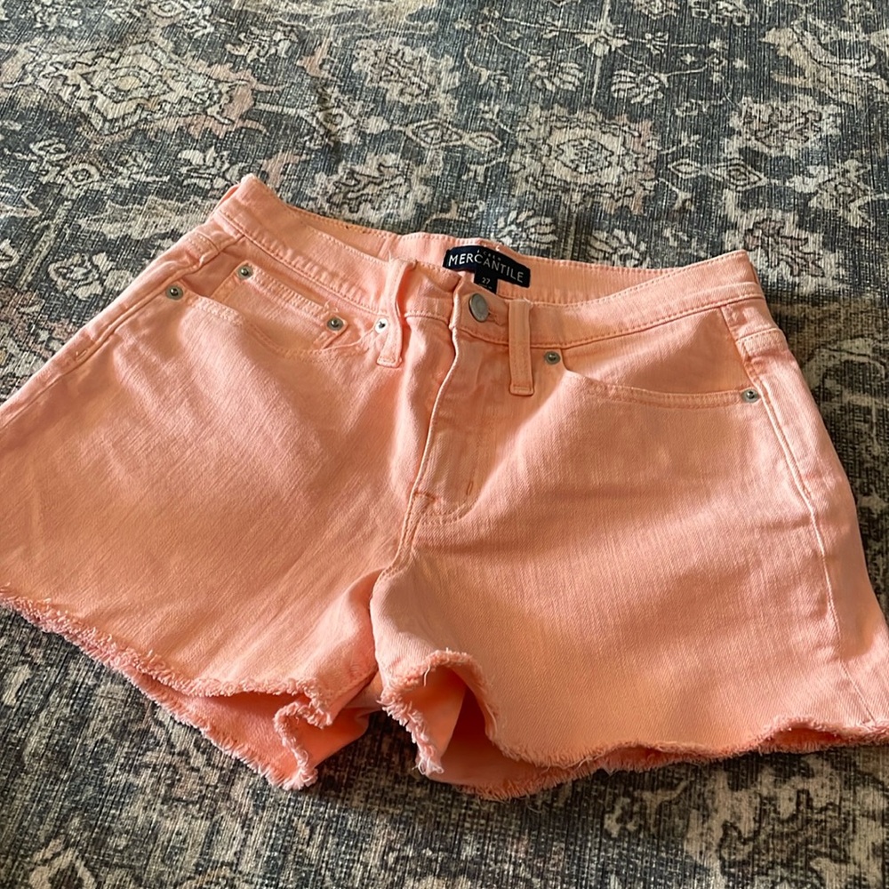 NWOT pink shorts